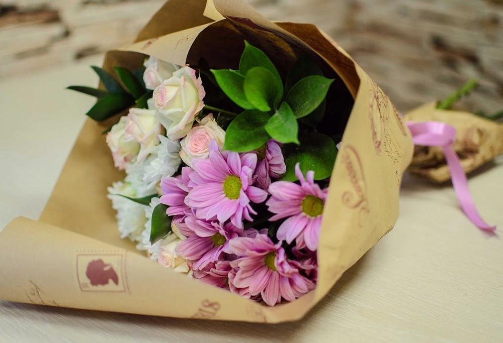 Букет цветов из: Розы и Хризантемы в Старая Ведуге