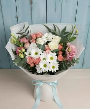 Букет цветов из:  Розы, Лизиантусы и Хризантемы в Старая Ведуге
