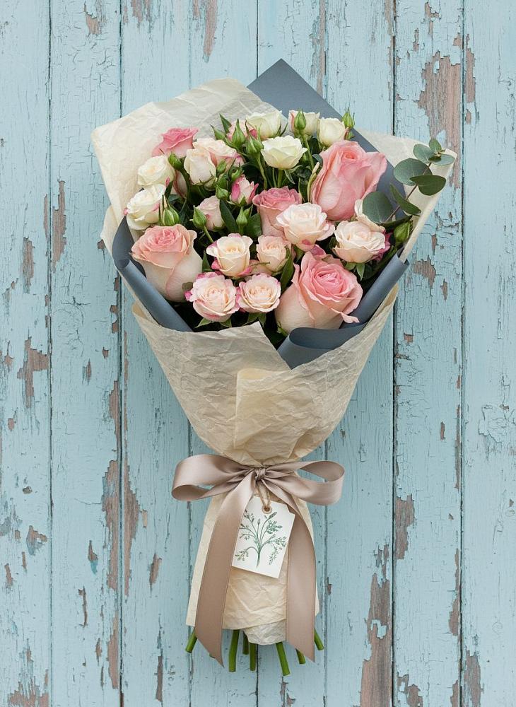 Букет цветов из: Розы в Старая Ведуге