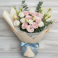 Букет цветов из:  Лизиантусы в Старая Ведуге