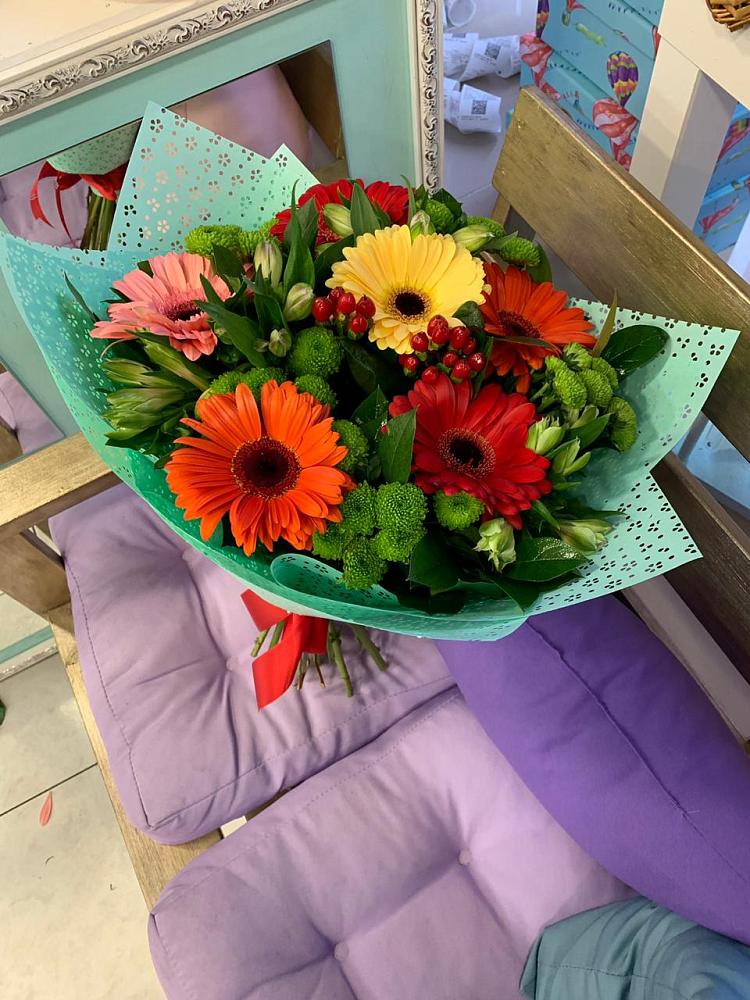 Букет цветов из: Герберы, Хризантемы и Альстромерии в Старая Ведуге