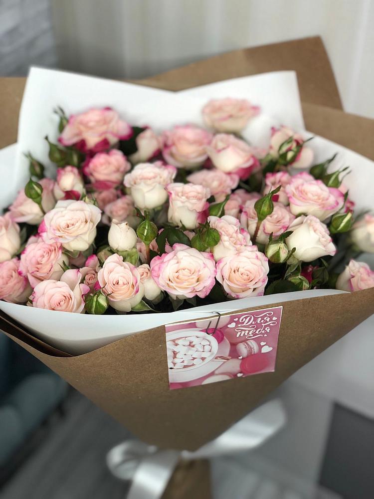 Букет цветов из: Розы в Старая Ведуге