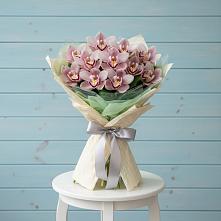 Букет цветов из:  Орхидеи и Розы в Старая Ведуге