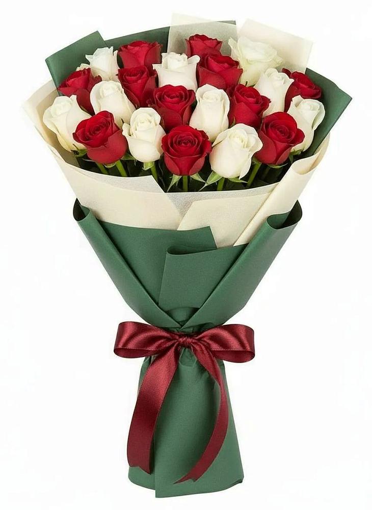 Букет Микс из красных и белых роз в Старая Ведуге