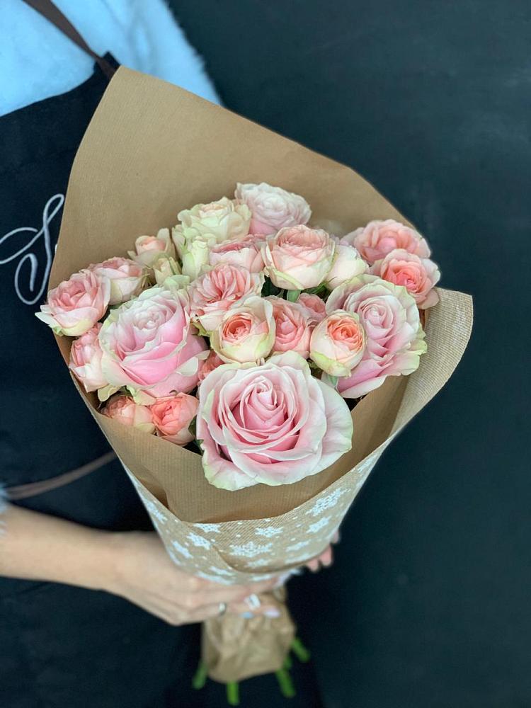 Букет цветов из: Хризантемы и Розы в Старая Ведуге