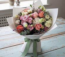 Букет цветов из:  Розы, Лизиантусы и Гвоздики в Старая Ведуге