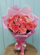 Букет 15 Розовых роз Равель в Старая Ведуге