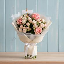 Букет цветов из:  Розы в Старая Ведуге