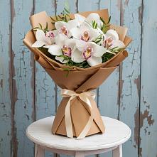 Букет цветов из:  Орхидеи и Розы #REPLACE_PRED# Старая Ведуге